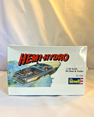 REVELL HEMI HYDRO SKI BOAT & TRAILER model kit NEW in FACTORY SEALED BOX