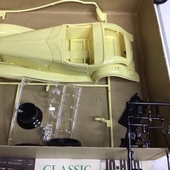 Jo-Han Classic 1934 Mercedes-Benz 500K Special Sports Roadster 1:25 Kit Open Box