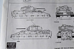 1987 Academy 1:35 U.S. Army M2 Bradley IFV Infantry Model #1335 Parts & Pieces