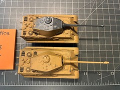 MODELLISTICA Italy Minitanks TWO WWII PAINTED TAN TANKS – Approx 4″ Long LOT G