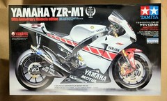 TAMIYA 1/12 No.105 Yamaha YZR-M1 50th Anniversary Valencia (JP IMPORTED) SEALED)