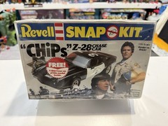 Chips Z-28 Chase Car SEALED Snap Model Kit With t-shirt /Iron On TV RARE