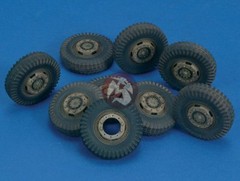 Royal Model 1/35 Sd.Kfz.234/1 and Sd.Kfz.234/2 “Puma” Wheels (for Dragon) 507