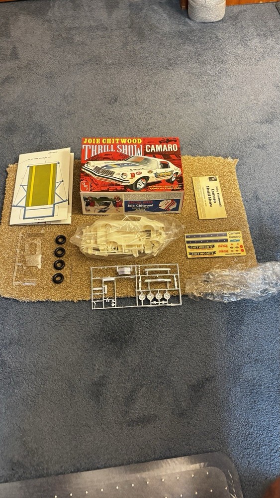 RARE AMT 1/25 JOIE CHITWOOD THRILL SHOW CAMARO MODEL KIT SEALED INSIDE T441