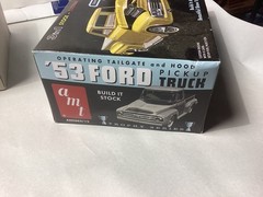 AMT Round2Model AMT#882/12 ‘53 Ford Pick-up model kit sealed contents 1:25