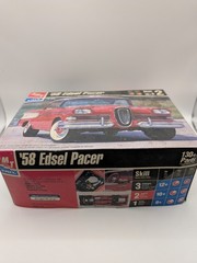 AMT 1958 Edsel Pacer plastic model kit 1/25 scale Open Box Sealed Parts