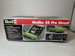 Revell Chevy Malibu SS Pro Street 1:25 Model Kit #7147 1989 (COMPLETE / UNBUILT)
