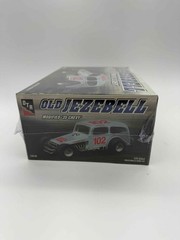 2005 DTR Old Jezebell Modified 33 Chevy Model Kit 1/25 Scale Sealed No. 21671R