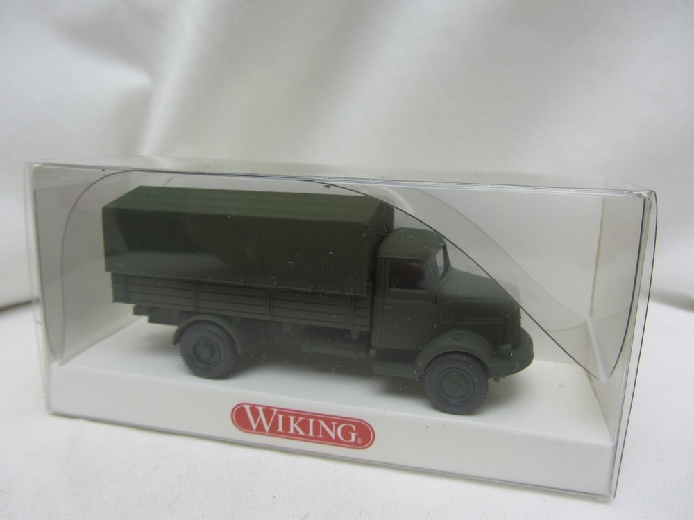 Wiking HO Scale #696 German Army Henschel HS 100 Cargo Truck
