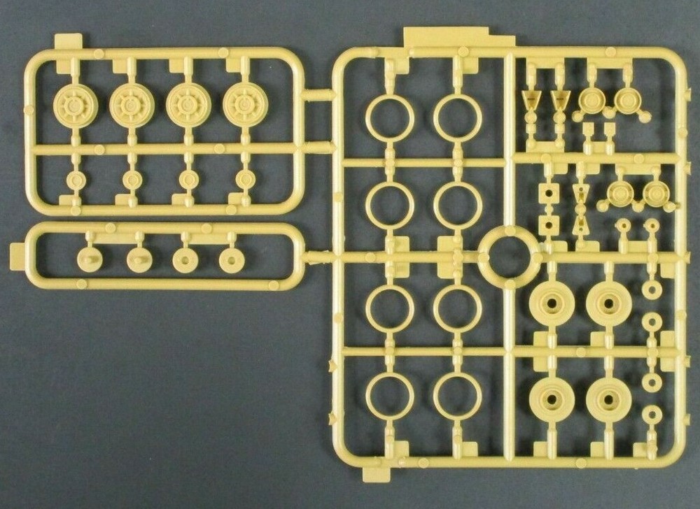 Tristar 1/35 Scale Panzerkampfwagen IV Ausf C Parts Tree W from Kit No. 35017