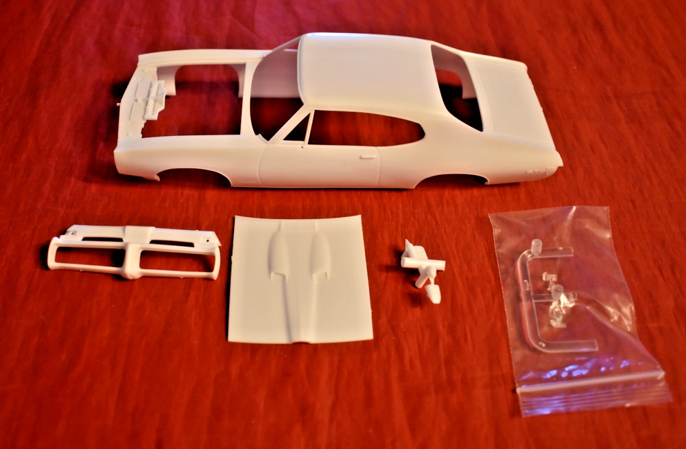 AMT Craftsman 1968 Pontiac GTO Body Parts 1/25