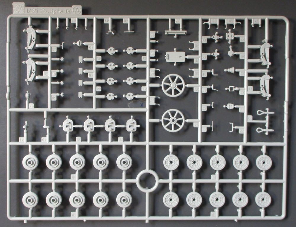 Cyber Hobby 1/35th Scale Panzer IV H w/88 Flak – Parts Tree A from Kit No. 6667
