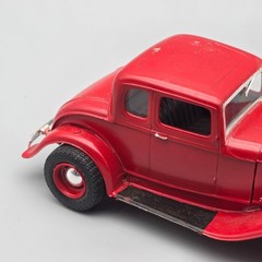 1932 Ford Coupe 1:25 Built Model Car Kit Diorama Junkyard Parts Collector