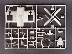 Trumpeter 1/32 02222 Vought F4U-4 Corsair