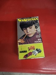 Vintage NOS 1975 Snap A Roo Explorer Snap A Roos #9261 – Big Hooks Debris On Box