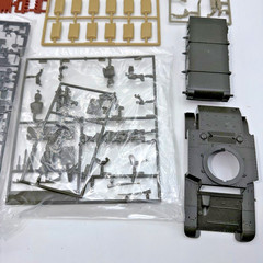 Tamiya MRC 1/35 US Light Tank M3 Stuart Model Kit MM342 w/ Crew Vintage 1975