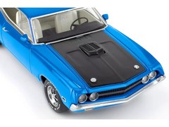 LEVEL 4 MODEL KIT 1970 FORD TORINO COBRA 1/25 SCALE MODEL CAR BY REVELL 14534