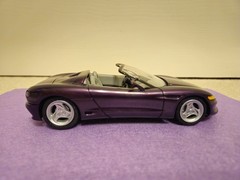 DEALER PROMO CORVETTE STING RAY III CONCEPT 1:25 KEPT IN CLOSED CASE (LAST ONE)