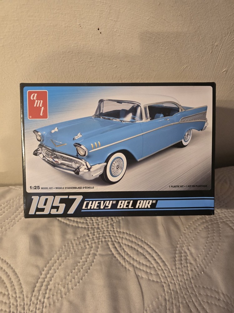Amt 1957 Chevy Belair Model Kit 1:25 – Kit No. AMT638M/12 -open Box