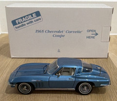 Danbury Mint 1965 Chevrolet Corvette Nassau Blue 1:24 Scale Car
