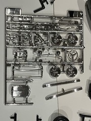 Monogram ‘32 Ford Roadster 1:24 Scale Model Kit 8280-0270
