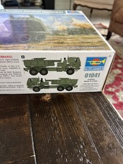 Trumpeter 1/35 M142 HIGH MOBILITY ARTILLERY ROCKET SYSTEM (HIMARS) Model #01041