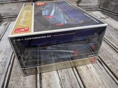 AMT ’62 Ford Thunderbird Customizing Model Kit Sealed