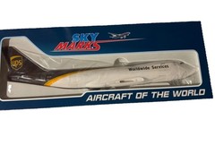 Skymarks Boeing 747-400F Aircraft UPS 1/200 Snap-Fit SKR1113