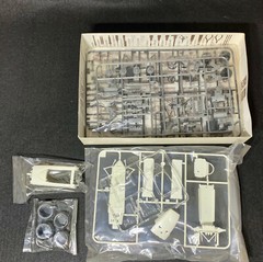 TAMIYA 20043 1/20 Scale Kit Honda RA272