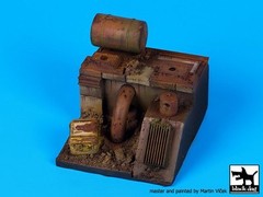 Black Dog (No Scale) Post Apocalyptic Chemical Factory Ruin Fantasy Base FD010