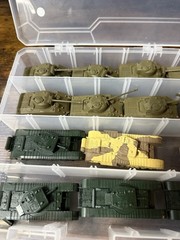 1/72 Military Tank Model Lot – Churchill Tanks & Armored Vehicles, Austria