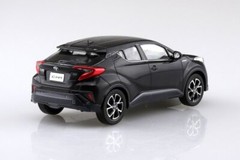 Aoshima 1/32 Scale Model Car The Snap Kit 06-B Toyota C-HR Black Mica Painted