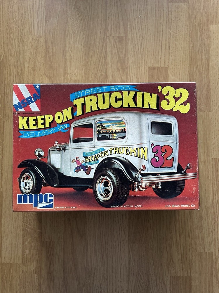 MPC KEEP ON TRUCKIN ‘32 FORD DELIVERY VAN 1/25 KIT 1-0767 1974 PARTIALLY ASSMB.