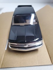 1994 Chevrolet C-1500 Extended Cab Black dealer promo 1/25 AMT Ertl