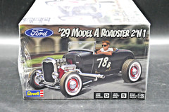 1:25 Revell 1929 Ford Model A Roadster 2n1 Model Kit 85-4463 – Sealed