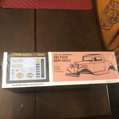 AMT 1/32 1932 FordV-8 Coupe Scale Stars Model Kit AMT 1181/12 Plastics Car 1/32