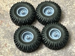 1/24 Scale: 15-Inch “4-slot Steelie” Wheels W/ Huge 35-inch Mud Tires. Resin