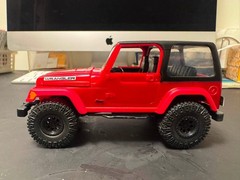 Revell 1/25 Jeep Wrangler Rubicon Easy Click Plastic Model Kit