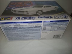 Revell 1970 Pontiac Firebird 2 ‘n 1 (Motor-City Muscle) 1/24 Scale Sealed Kit