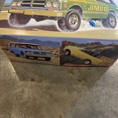 AMT 1/25 Scale AMT1219 1972 GMC Jimmy Model Kit NEW OPEN BOX
