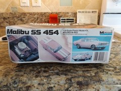 VINTAGE MONOGRAM 1970 MALIBU SS 454 COMPLETE MODEL KIT 1/24, 1983 !!!