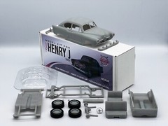 1:25 Kaiser Henry J 1951 Model Resin Kit With Clear Parts Included