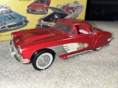 VERY RARE!! Vintage SMP 1960 Convertible Corvette Model Car Kit. NICE!!