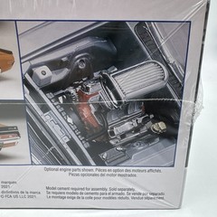 Revell 1970 Dodge Challenger T/A 2 ‘n 1 1/24 Scale Plastic Model Car Kit 85-2596