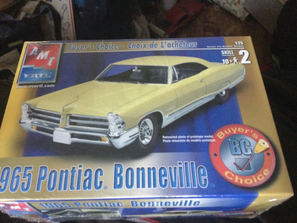 AMT 1965 Pontiac Bonneville Model Kit Factory Sealed #38174 Hardtop Muscle Car