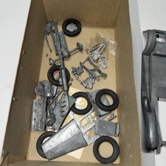 Vintage HUBLEY SJ Duesenberg Classic Metal Model Kit # 4864 1/18 Scale open box