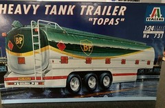 Italeri 1/24 BP Tanker Trailer “Topas”