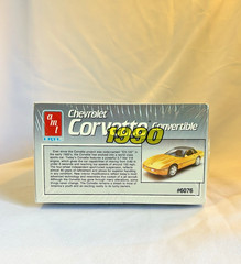 AMT CHEVROLET 1990 Corvette Convertible model kit NEW in FACTORY SEALED BOX