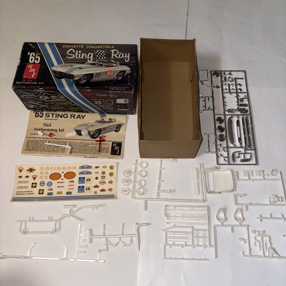RARE ORIGINAL VINTAGE AMT 1965 CORVETTE STING-RAY CONV KIT 6915-150 Parts Only