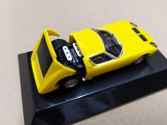 F-Toys 1/64 Lamborghini next plastic model – Muira P400 Yellow